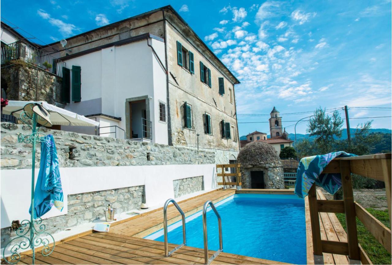 Monti Guesthouse Monti di Licciana Nardi Exterior photo